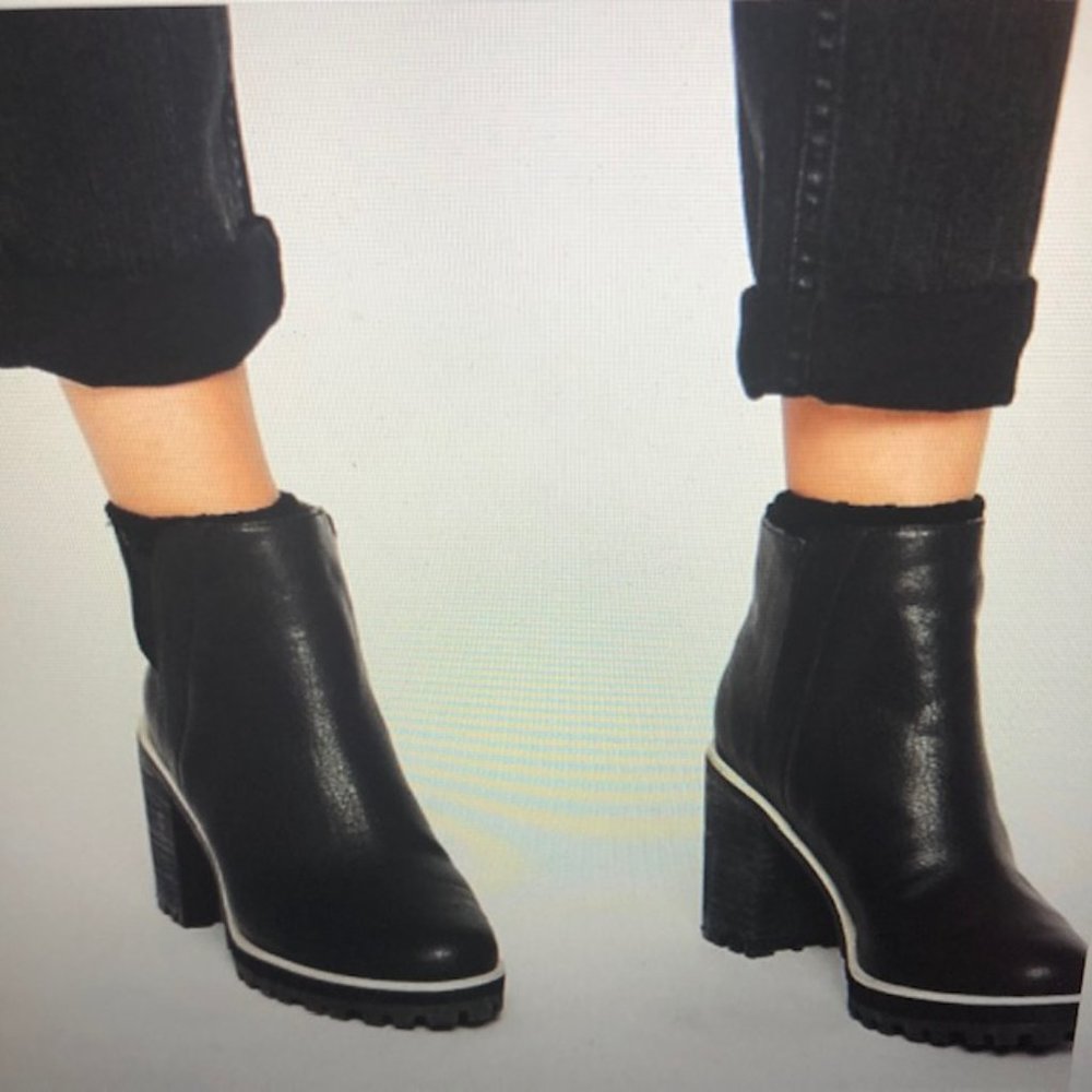 Monki Lucie Grunge Sole Ankle Boots